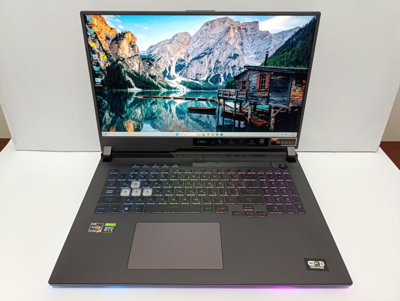 ASUS ROG 17 Топовий Ryzen 9 5900HX, 32GB RAM, RTX 3050 TI, SSD 512GB