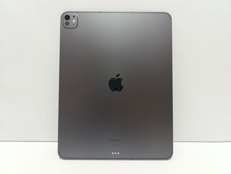 ІДЕАЛ ТОПОВИЙ Apple iPad Pro 13 CELLULAR 12/2025 M4, 512GB, BLACK, Wi-Fi + ESIM (MVXV3) лише 19 циклів 100% НАЙНИЖЧА ЦІНА ПО УСІЙ ЄВРОПІ!