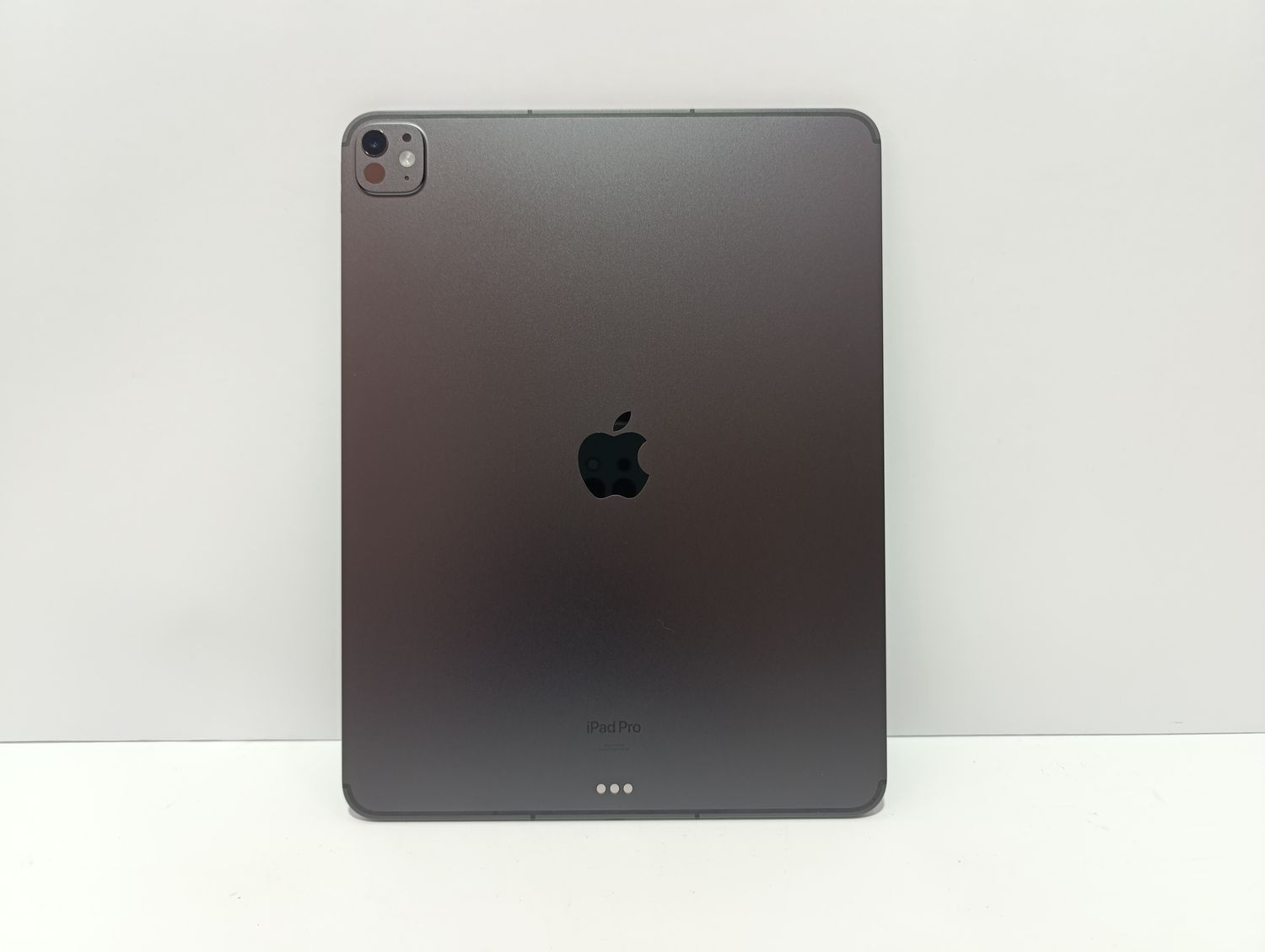 ІДЕАЛ ТОПОВИЙ Apple iPad Pro 13 CELLULAR 12/2025 M4, 512GB, BLACK, Wi-Fi + ESIM (MVXV3) лише 11 циклів 100% НАЙНИЖЧА ЦІНА ПО УСІЙ ЄВРОПІ!
