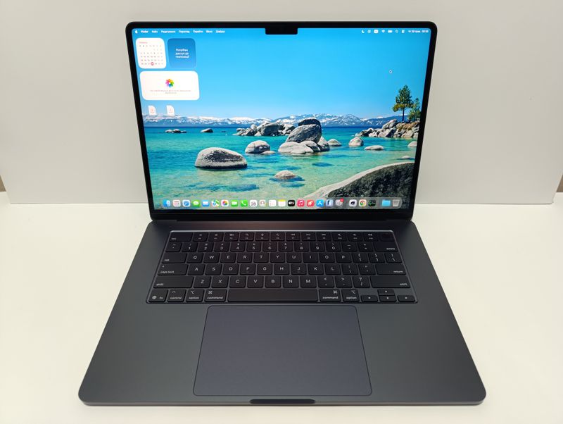 Macbook Air 15 M4 Midnight 16GB RAM / SSD 256GB / лише 70 циклів 100% + чохол