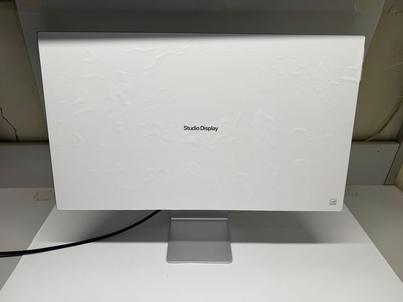 НОВА МОДЕЛЬ 2026! MFEX4 Apple 27" Studio Display 5K Tilt Adjustable Stand Silver Apple Care до 04/2027!