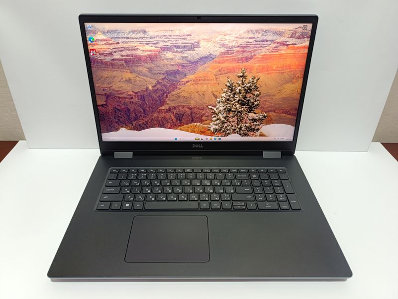 DELL PRECISION 7780 17.3` inch 13600HX 14 CORE/16GB DDR5 (один слот вільний під апгрейд)/QUADRO RTX A1000 ADA GEN 6GB GDDR6) / SSD 1000GB / топова батарея 93mAh
