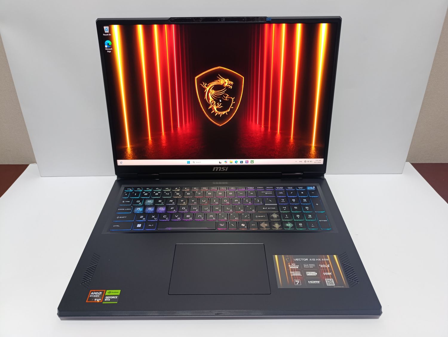 OPEN BOX ІДЕАЛ! MSI Vector A18 HX AI A9WHG 18" AMD Ryzen 9 9955HX / 64GB DDR5/1TB SSD / RTX 5070 Ti 12GB DDR7 / ПОВНИЙ КОМПЛЕКТ