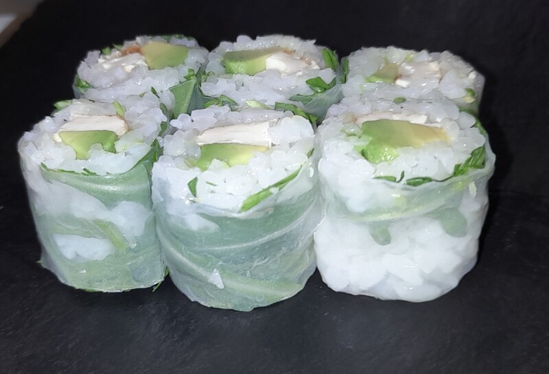 Roll roquette avocat et tofu grillé