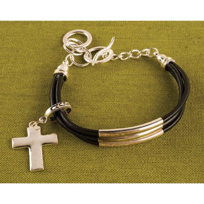 CROSS CHARM BRACELET