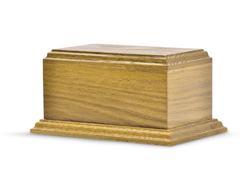 Elite Oak Urn