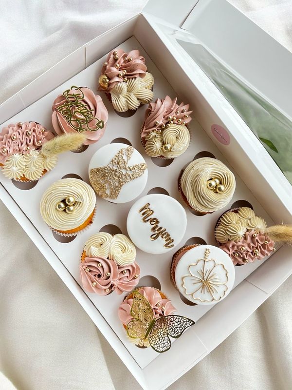 Bride to be Cupcakes 