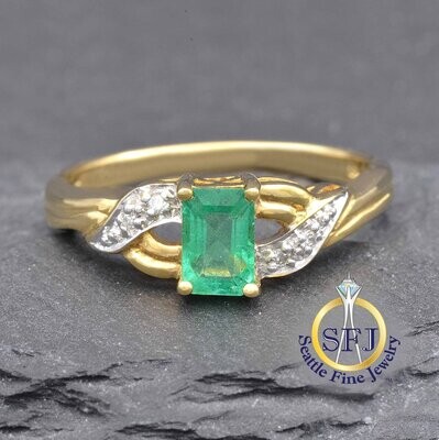 Emerald and Diamond Ring 18K Solid Yellow Gold