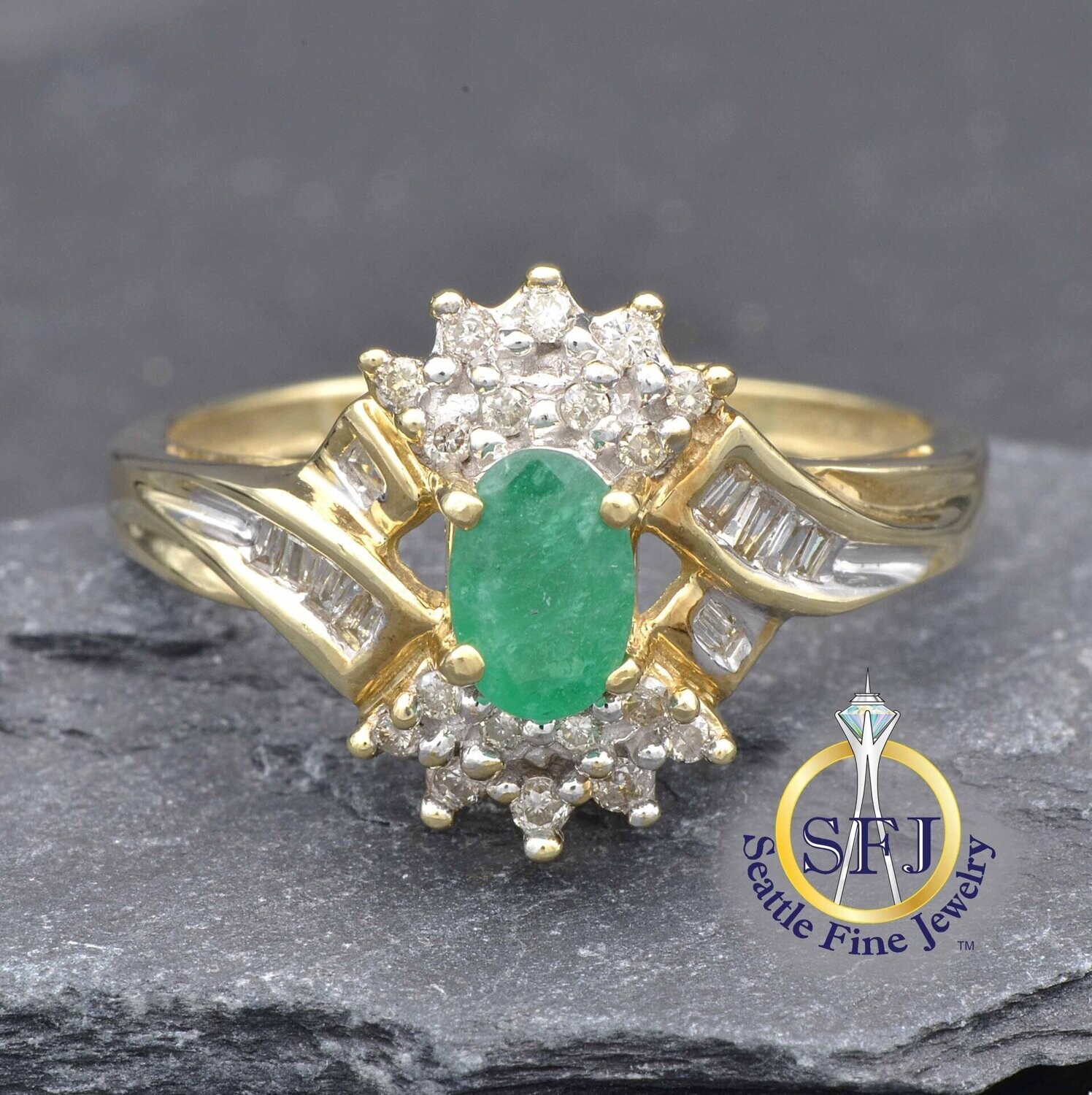 Emerald and Diamond Ring 10K Solid Yellow Gold