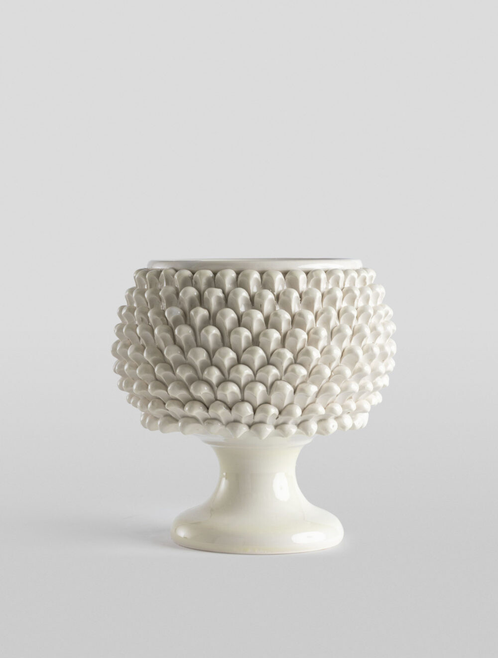 Vaso pigna con piede bianca 25 cm. Ceramica Bevilacqua
