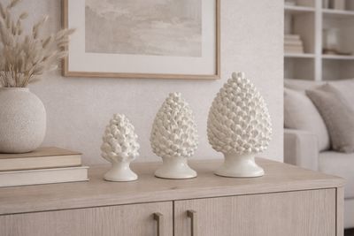 Set 3 Pigne bianche cm. 10,15, 20 Ceramica Bevilacqua