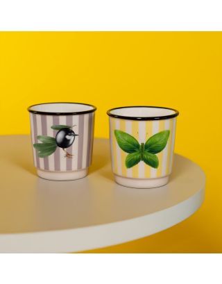 Set 2 bicchierini caffè. Decoro farfalla e oliva.