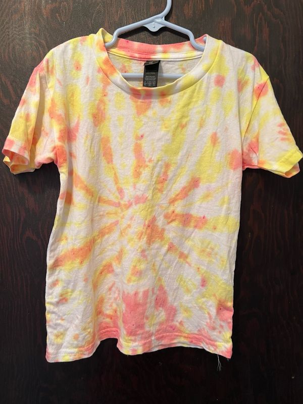 Child’s Yellow Pink Tie Dye 5T 100% Cotton T Shirt