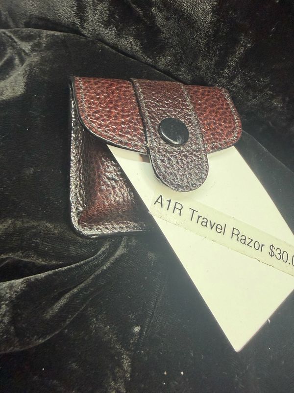 Travel Razor