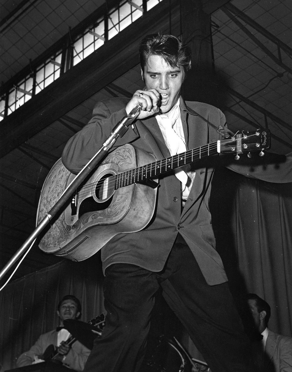 Elvis at the Start
