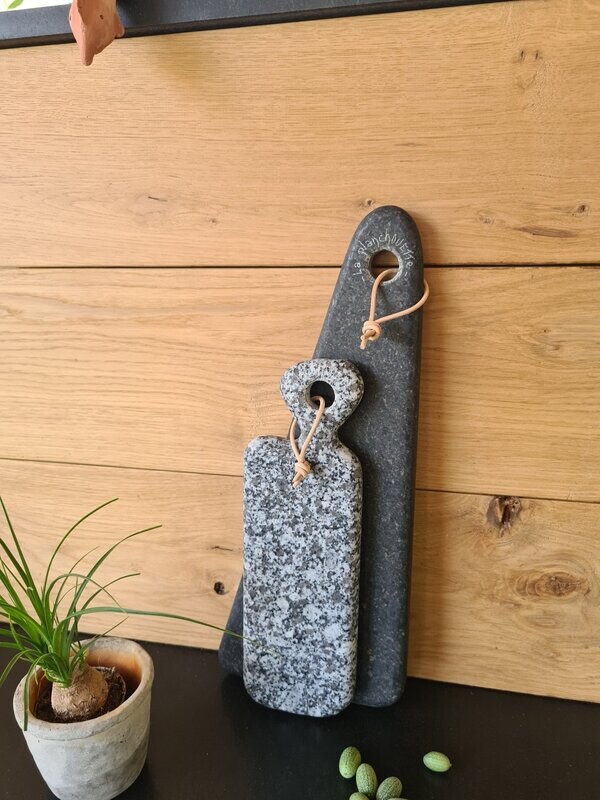 Petite planche en granit gris du Tarn