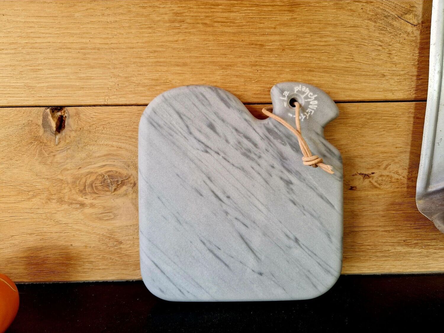 Petite planche marbre gris Dionyssos