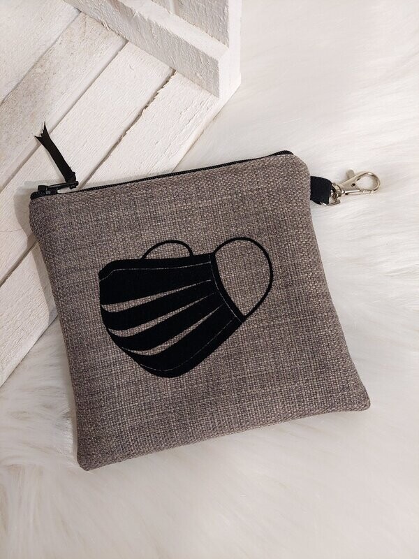 Tasche (Farbe braun) für Mund-Nasen-Maske aus Polstercanvas Tasche (Farbe braun) für Mund-Nasen-Maske aus Polstercanvas