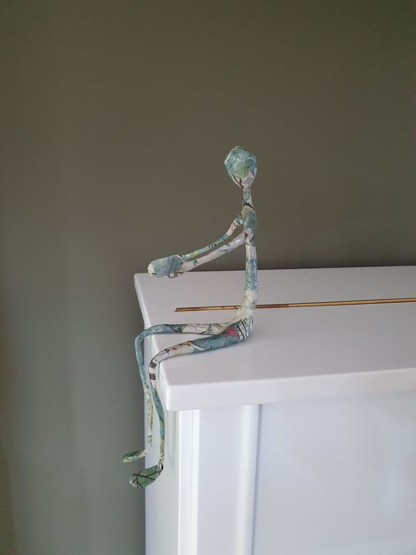 Troostmannetje klein formaat, grijs blauw