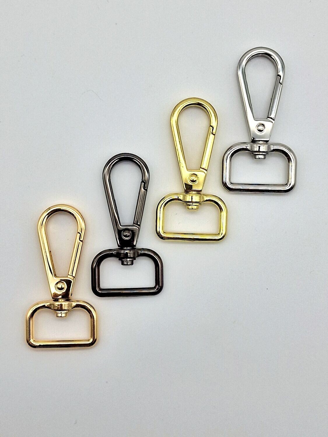 Karabiner 20 mm mit eckigem Auge