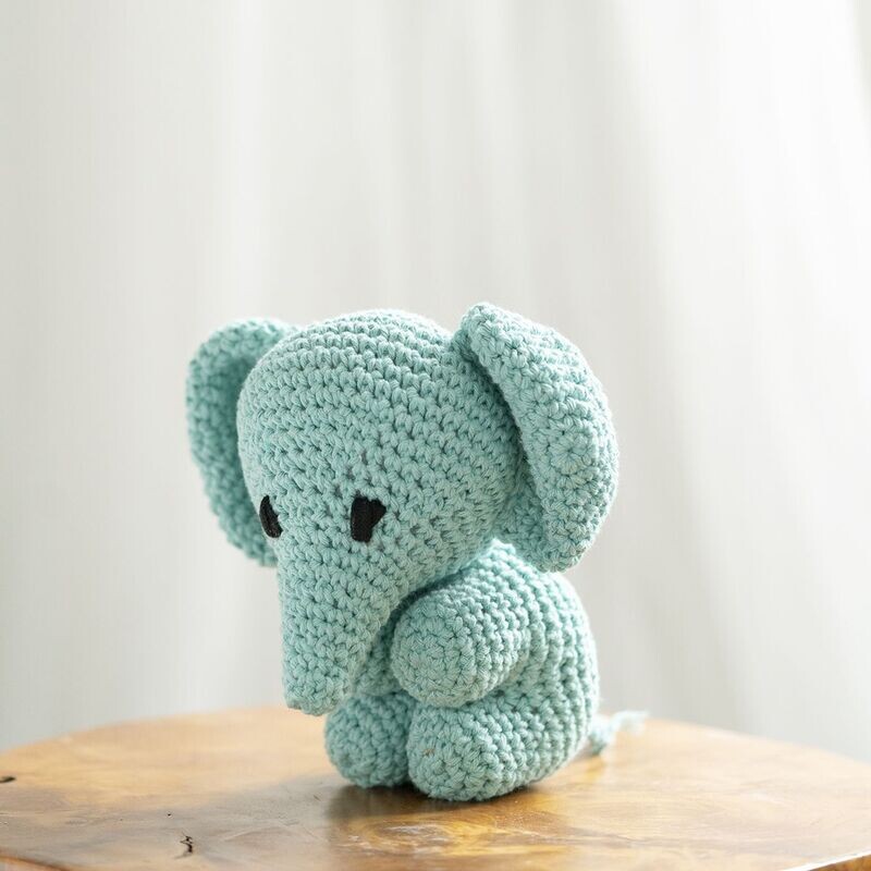 Hoooked DIY Häkelset Elefant Eco Barbante Spring