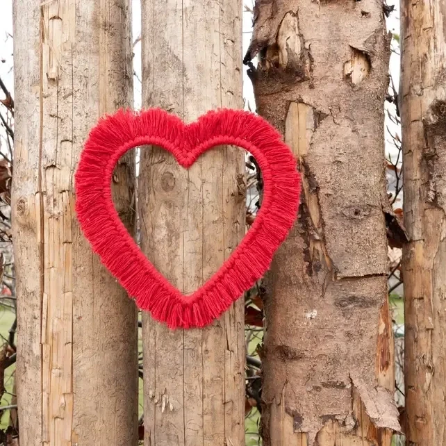 Hoooked DIY Makramee-Set Wandbehang Heart & Love