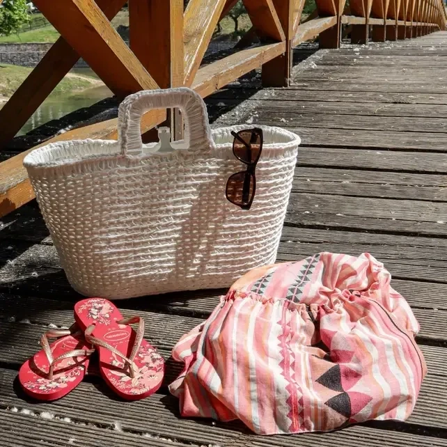 Hoooked DIY Häkelset Umhäkelter Shopper Pearl White