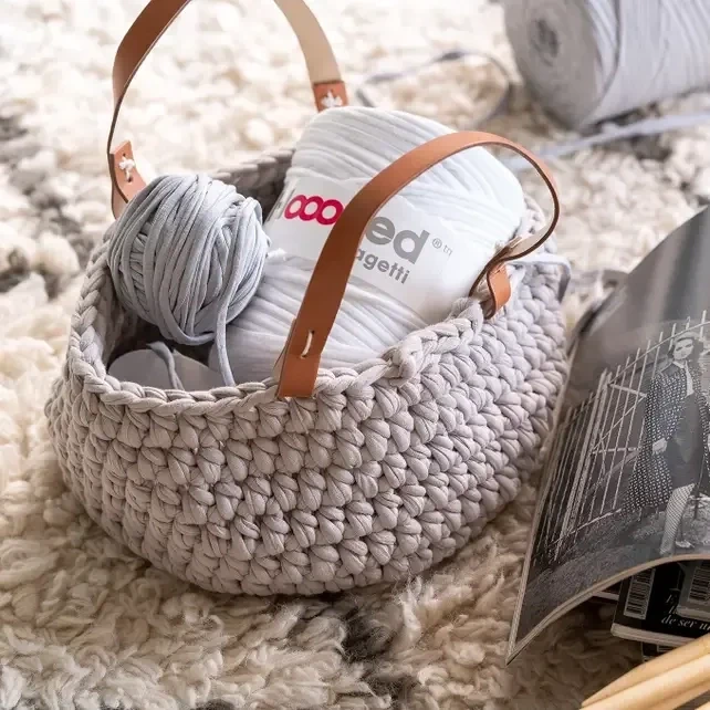 Hoooked DIY Häkelset Zpagetti Korb Panama Beige