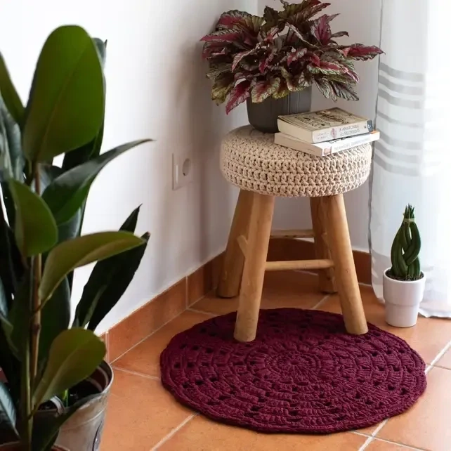 Hoooked DIY Häkelset RibbonXL Mandala Teppich Maroon Rust Hoooked DIY Häkelset RibbonXL Mandala Teppich Maroon Rust