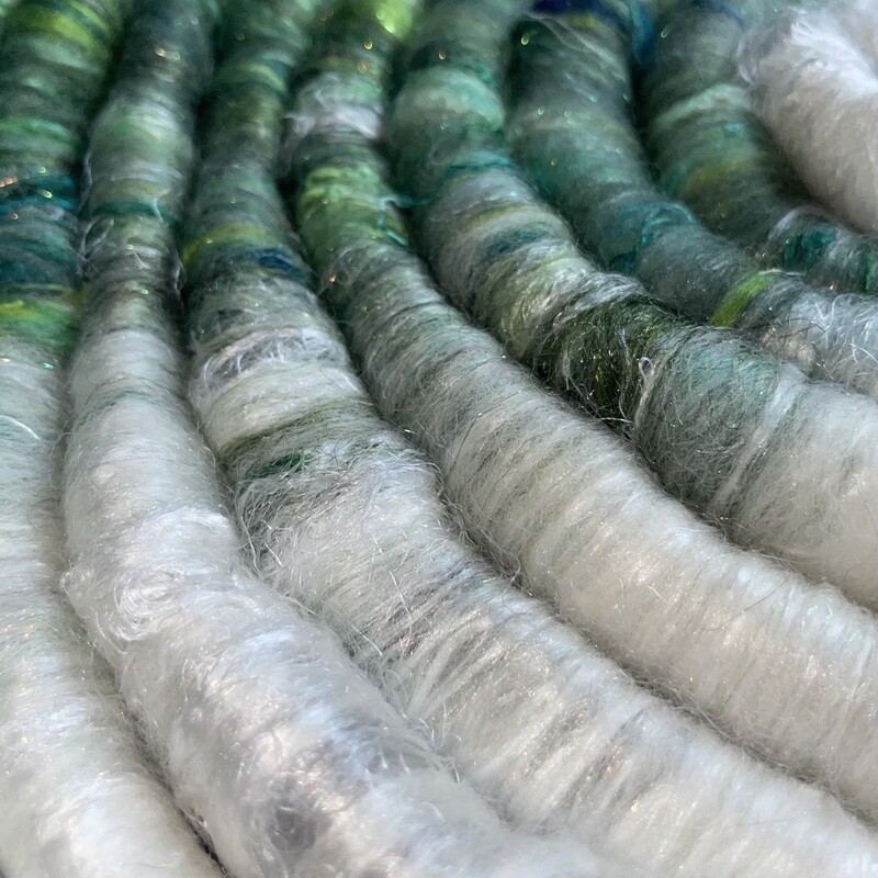 Finger Candy Green and White Rolags