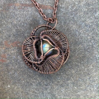 Celtic Rose Triquetra Woven Wire Pendant With Labradorite