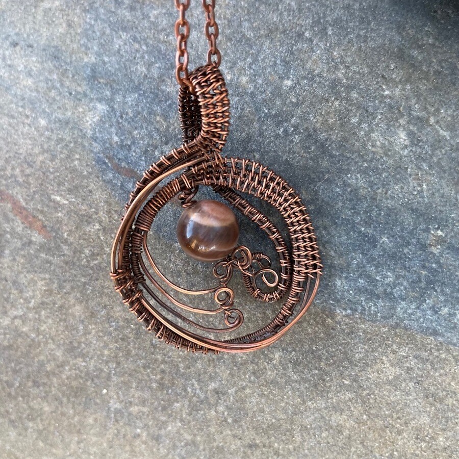 Agate in Woven Copper Wire