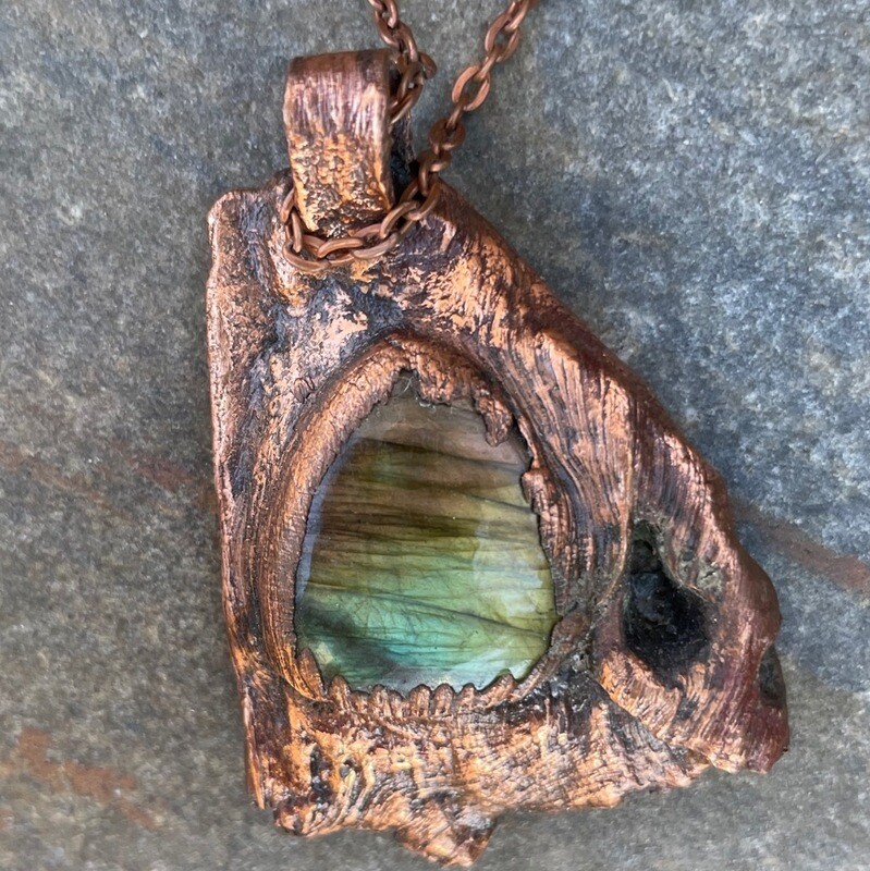 Moss Green Labradorite in Copper Pendant
