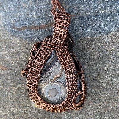 Crazy Lace Agate in Woven Wire Pendant