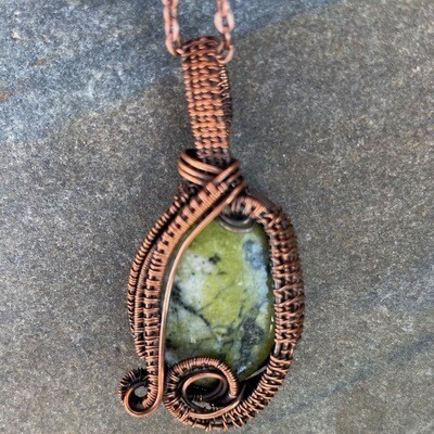 Serpentine in Woven Wire Pendant