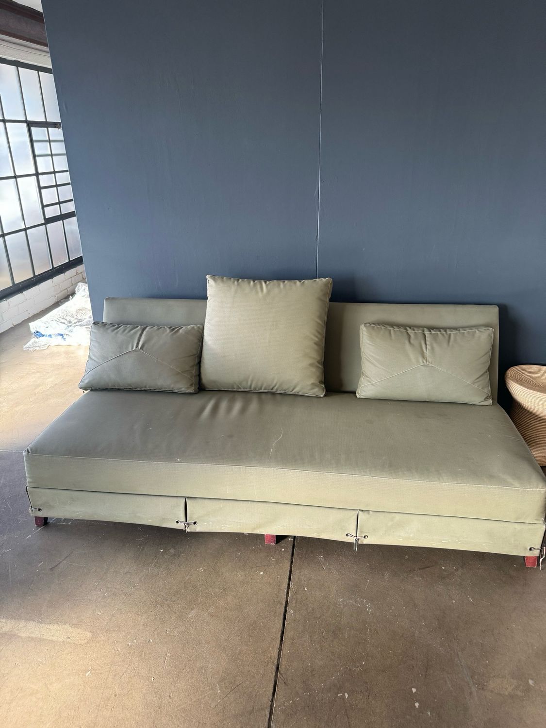 Canvas Low 2 Division Sofa