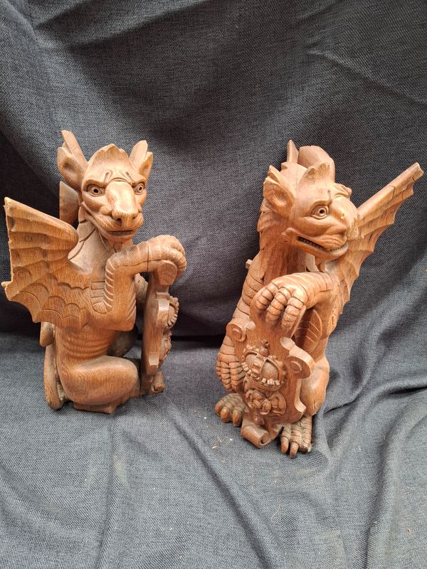X- not for sale - Wooden sculpture - set of 2 - goblin totems