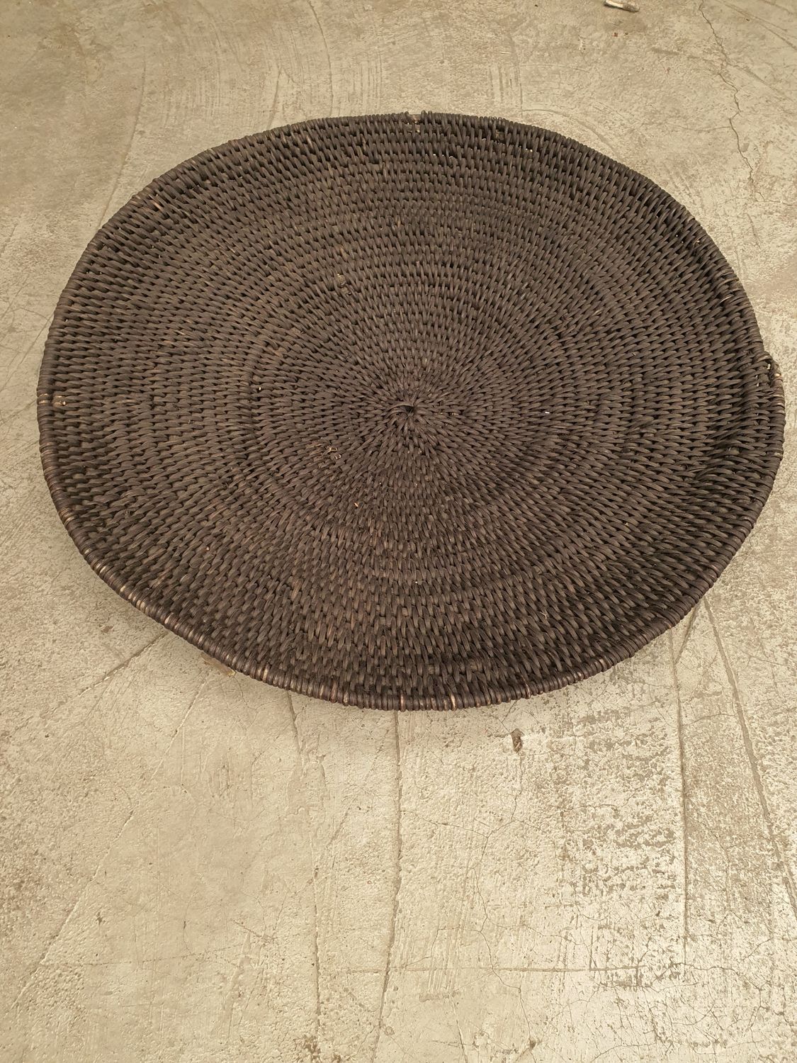 Woven basket - Decorative