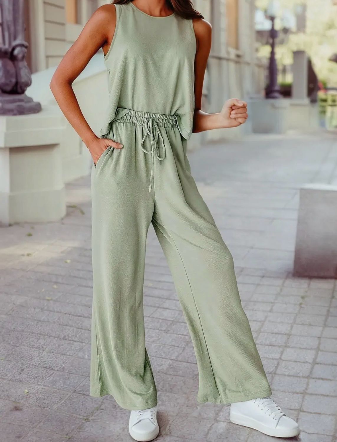 Textured Tank And Drawstring Pants Set