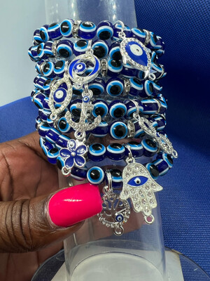 Blue Evil Eyes (1p)