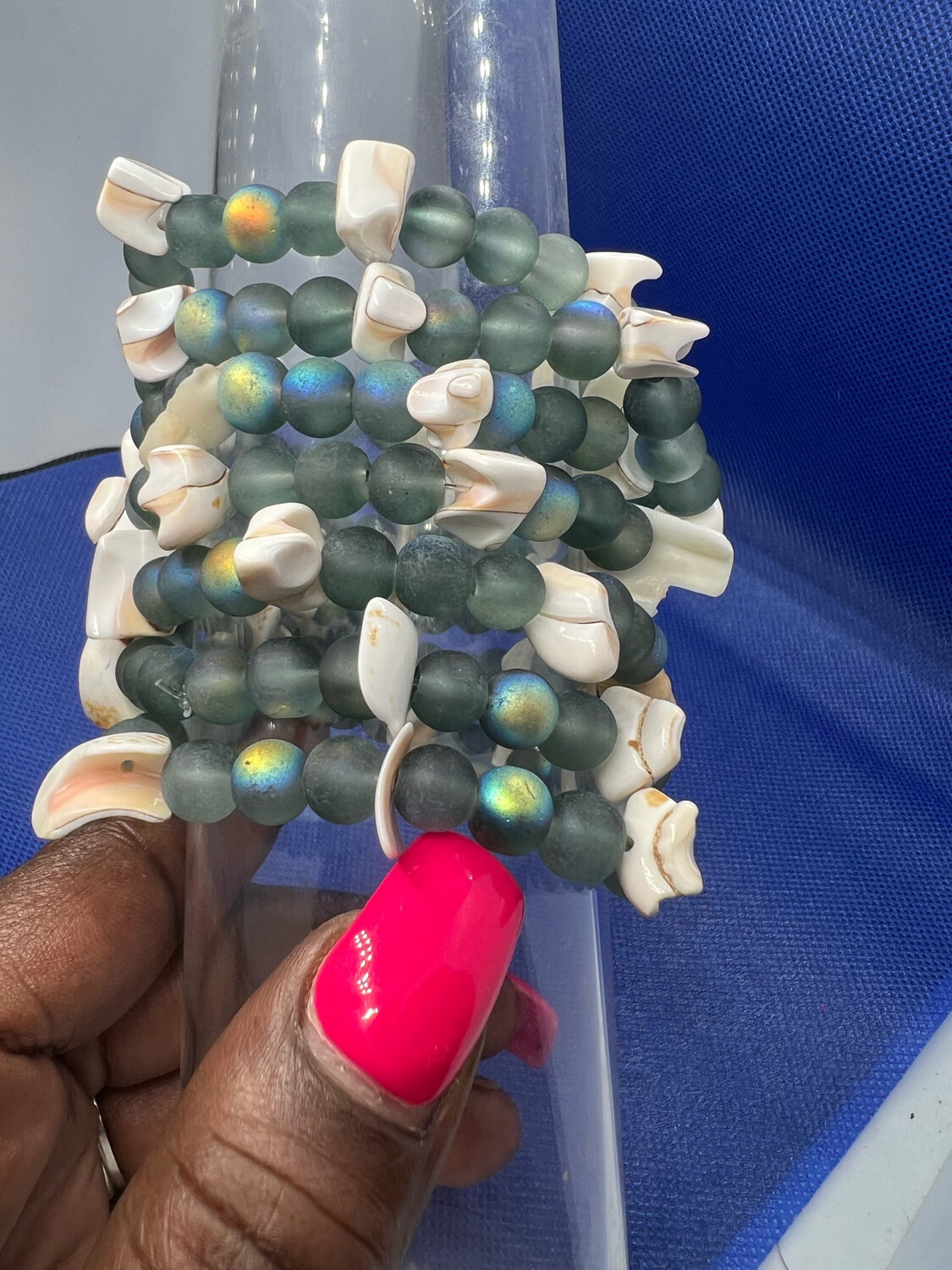Black Seashells (1p)