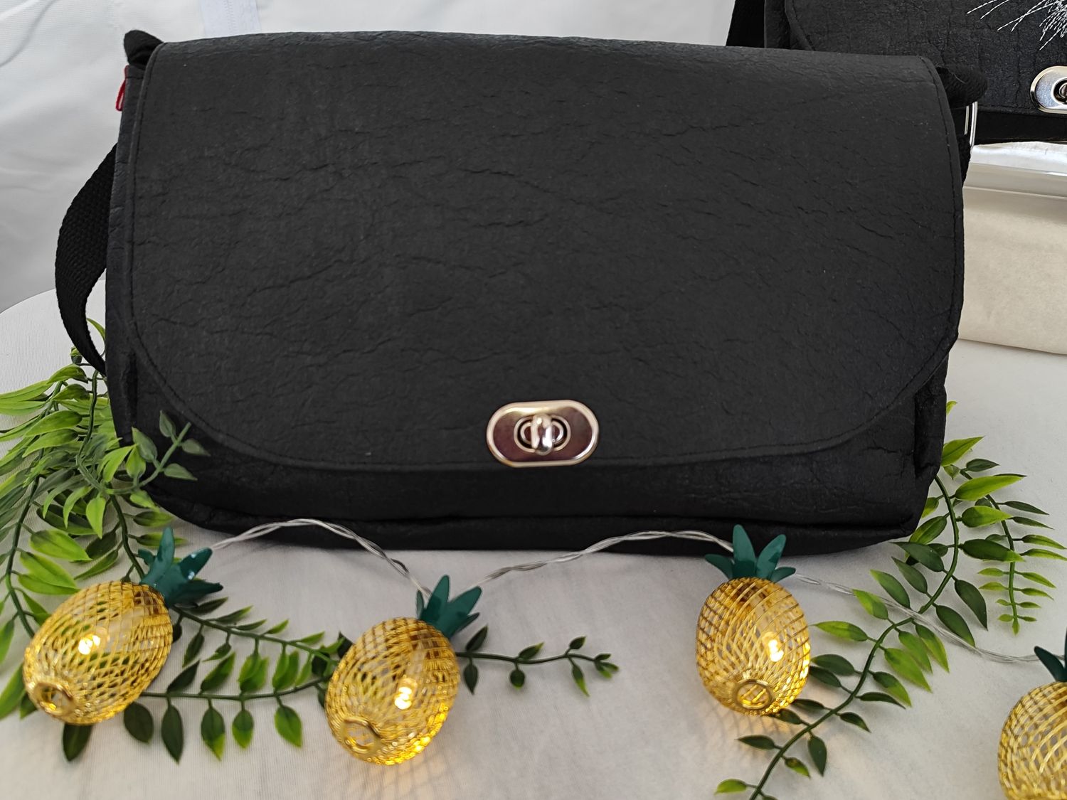 Sac Pinatex noir uni