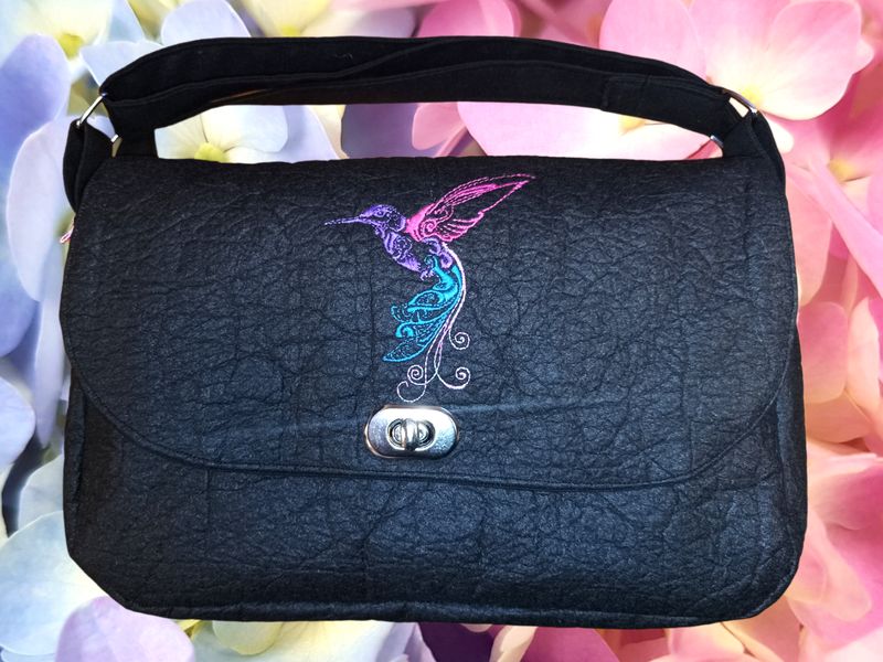 Sac Piñatex brodé personnalisé Sac Piñatex brodé personnalisé