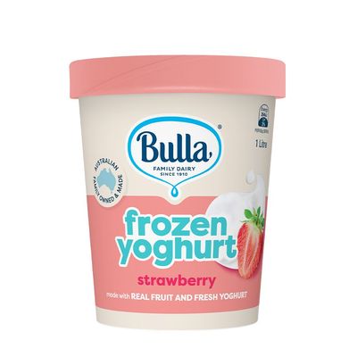 Bulla 97% Fat-Free Frozen Yogurt Strawberry 1L