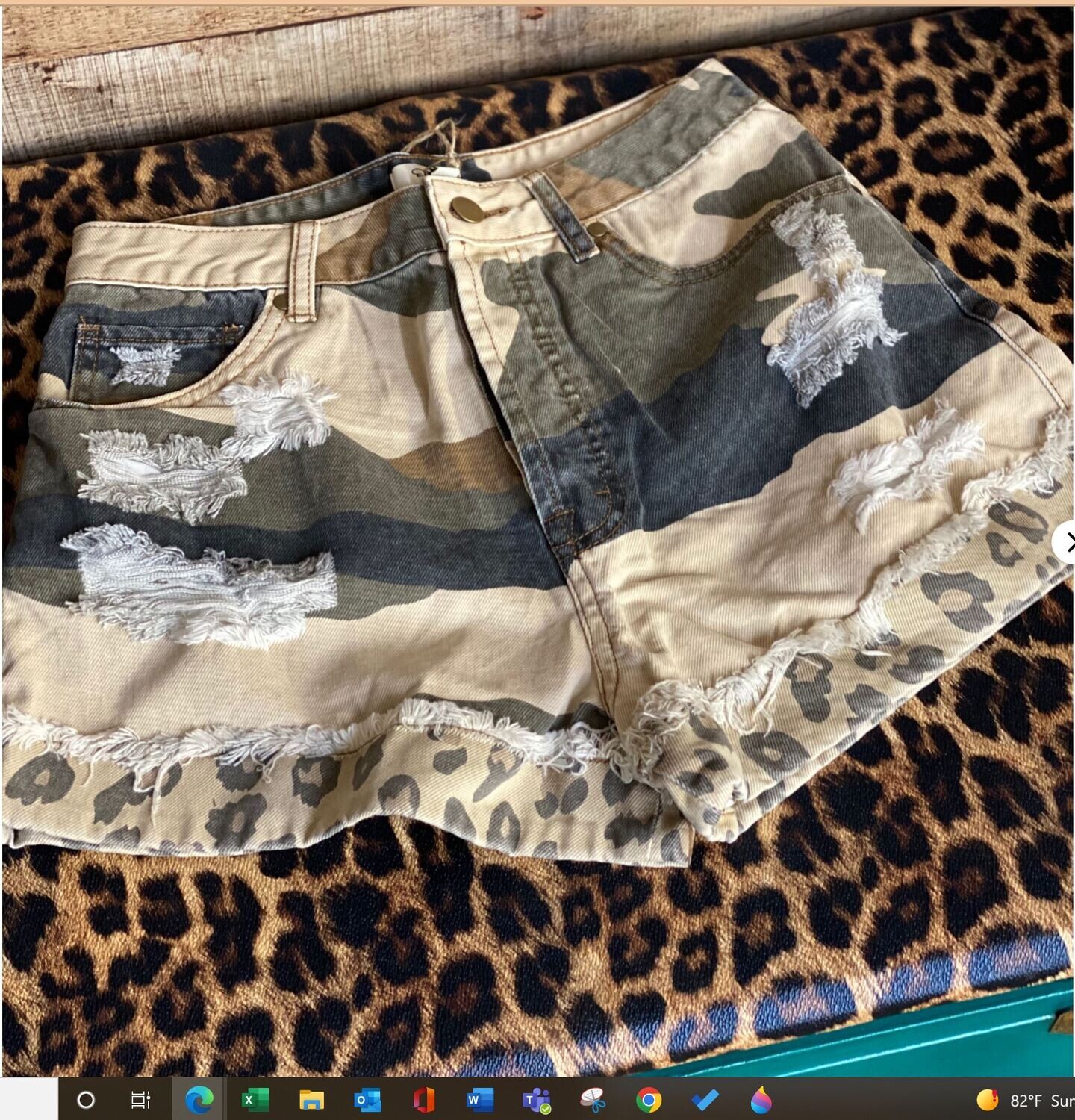 Camouflage Printed Leopard Shorts Khaki Olive - L