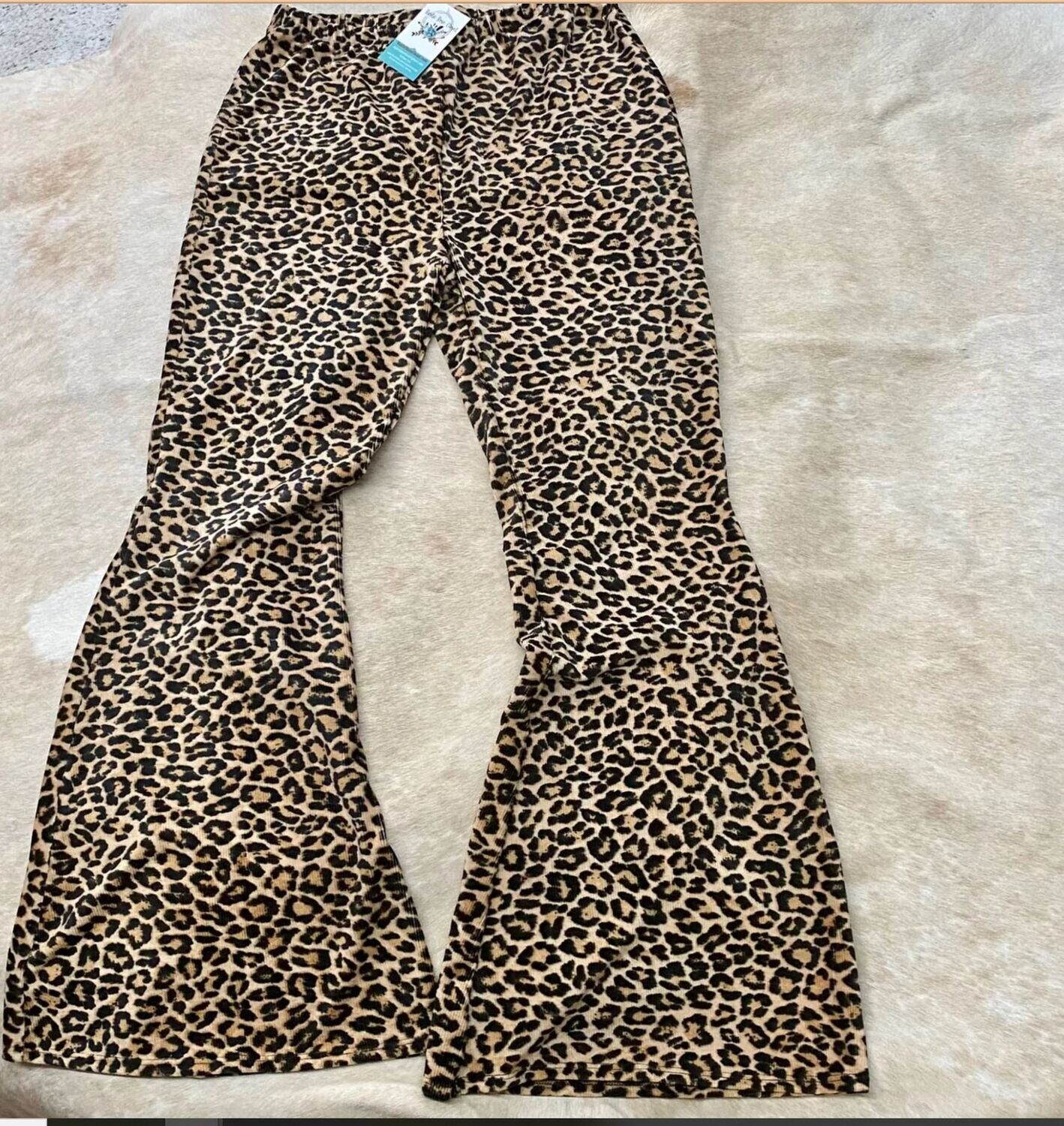 Cheetah Print Flare Ribbed Leggings - L