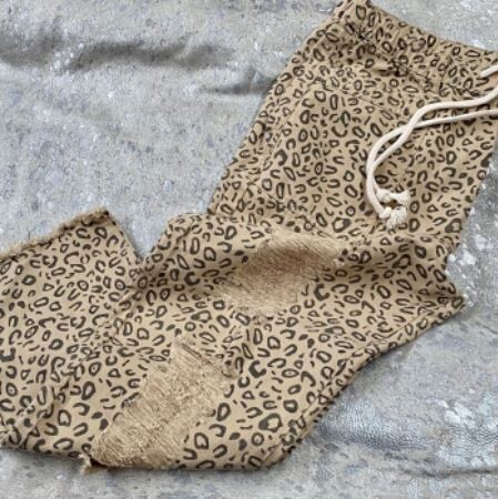 Leopard Print Distressed Washed Pants - L