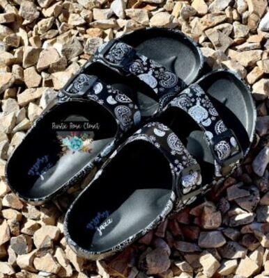 Mama Mia Black White Paisley Slip On Sandals - 6