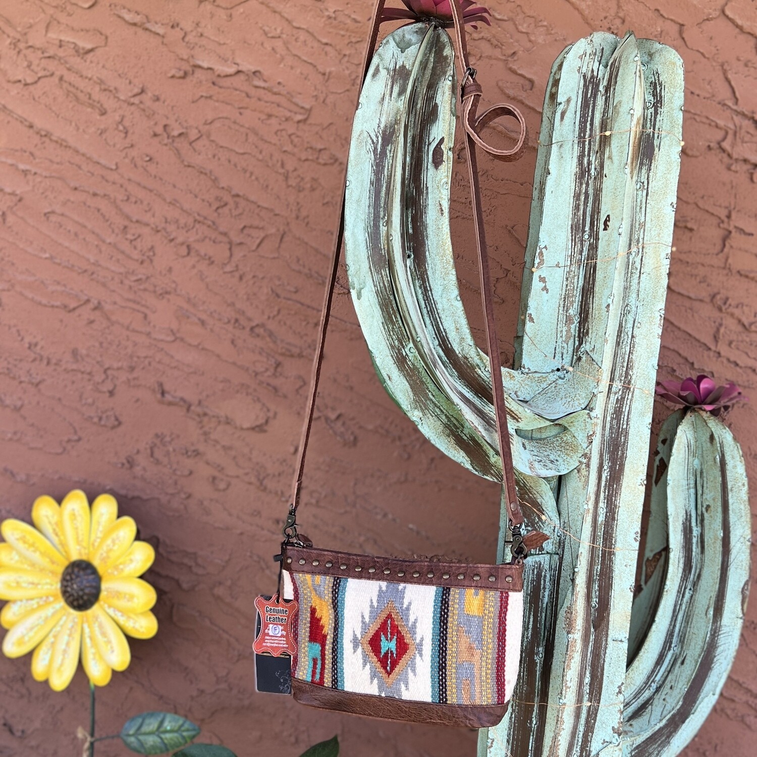 American Darling Saddle Blanket Cream Multi Color Crossbody