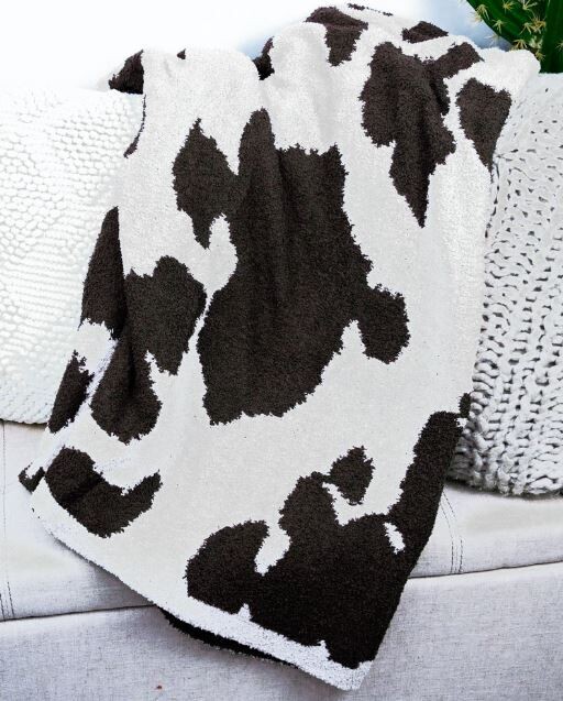 Cozy Brownie Cow Blanket 